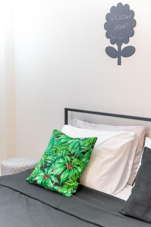 Pink Flat Exarcheia Athens Netflix Διαμέρισμα Εξωτερικό φωτογραφία