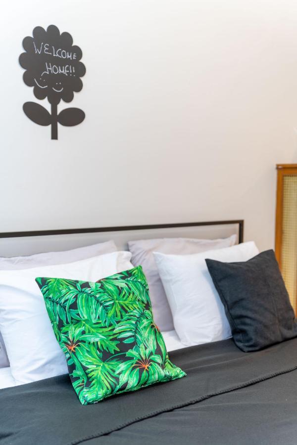 Pink Flat Exarcheia Athens Netflix Διαμέρισμα Εξωτερικό φωτογραφία